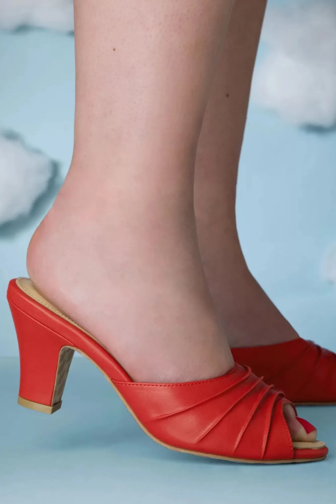 ava_solemate_slip_on_muiltjes_in_rood_0.webp Cheap Lola Ramona u2665 Topvintage Ava Solemate Slip On Muiltjes In Rood