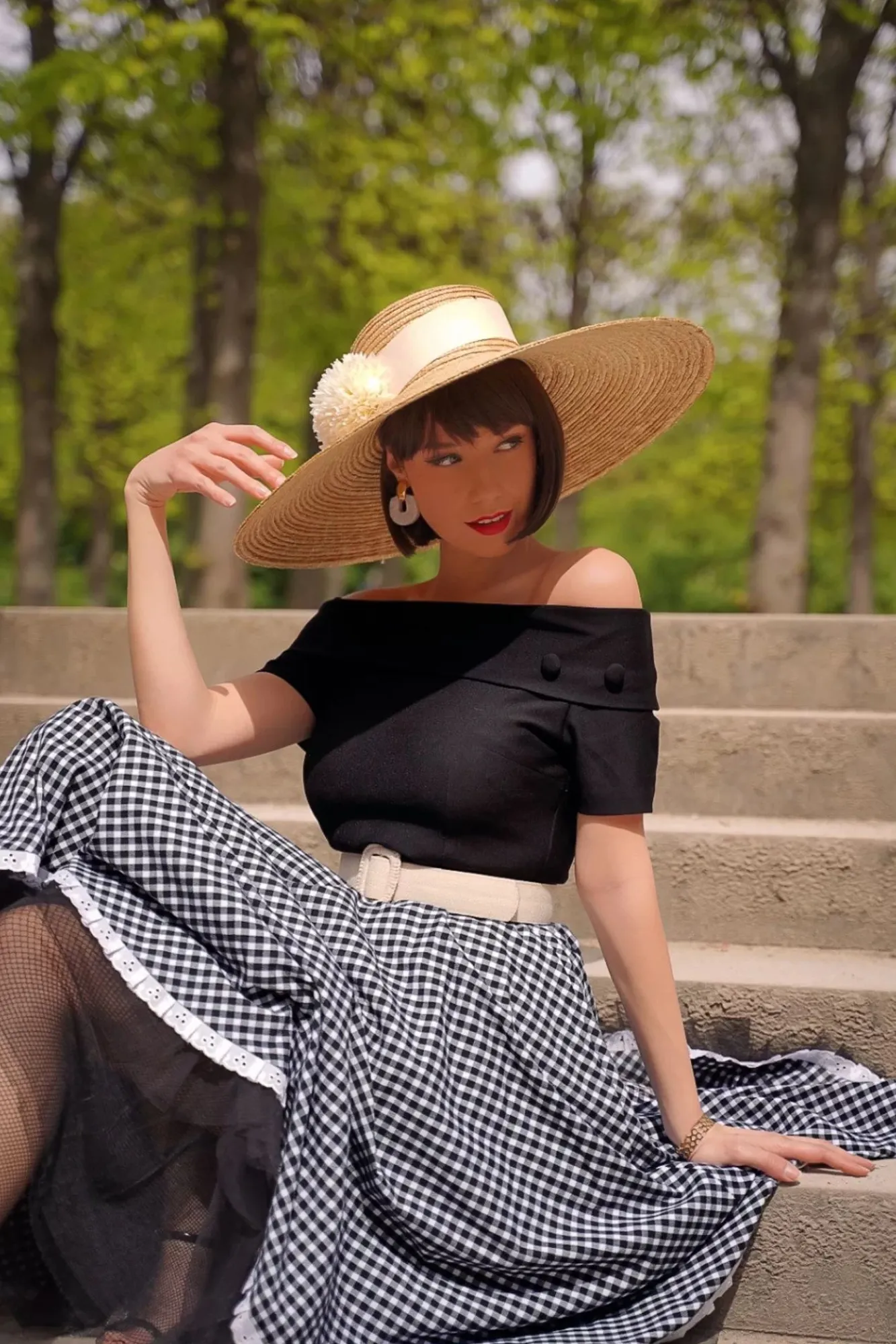 brigitte_gingham_swing_jurk_in_zwart_en_wit_7.webp New Glamour Bunny Brigitte Gingham Swing Jurk In Zwart En Wit