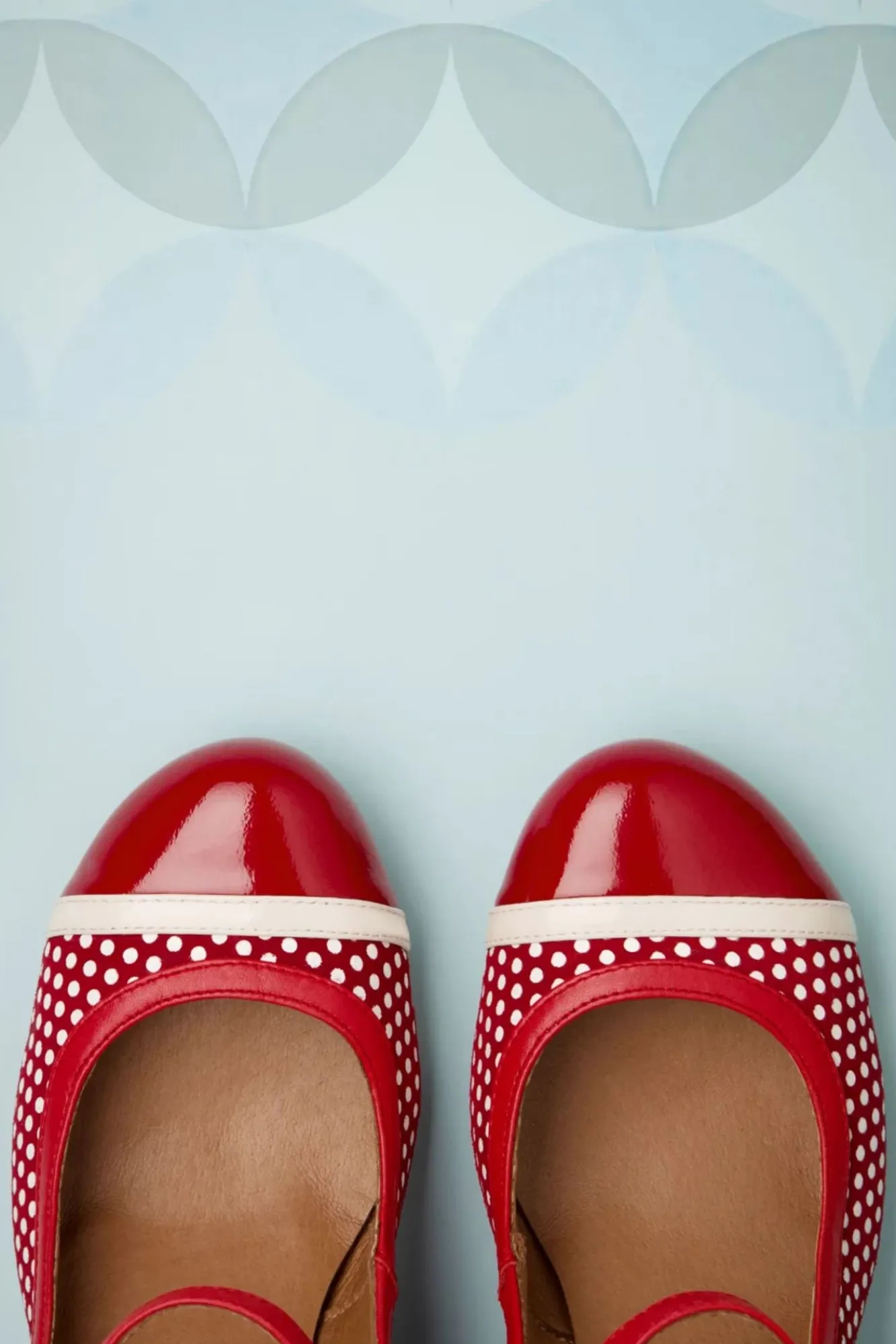 charol_lederen_mary_jane_pumps_in_rood_2.webp Fashion Nemonic Charol Lederen Mary Jane Pumps In Rood