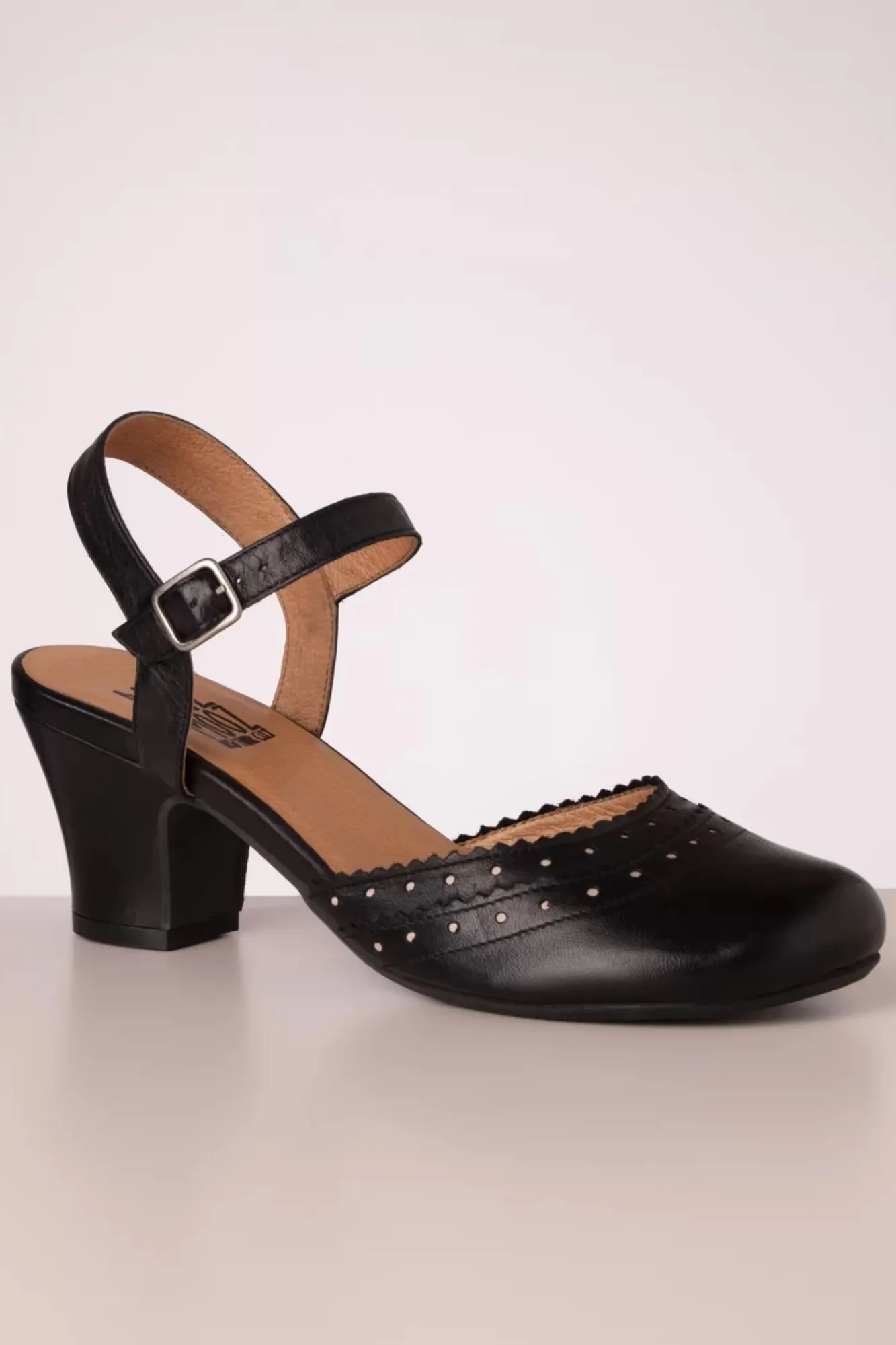 fredi_sandalen_in_zwart_2.webp Discount Miz Mooz Fredi Sandalen In Zwart