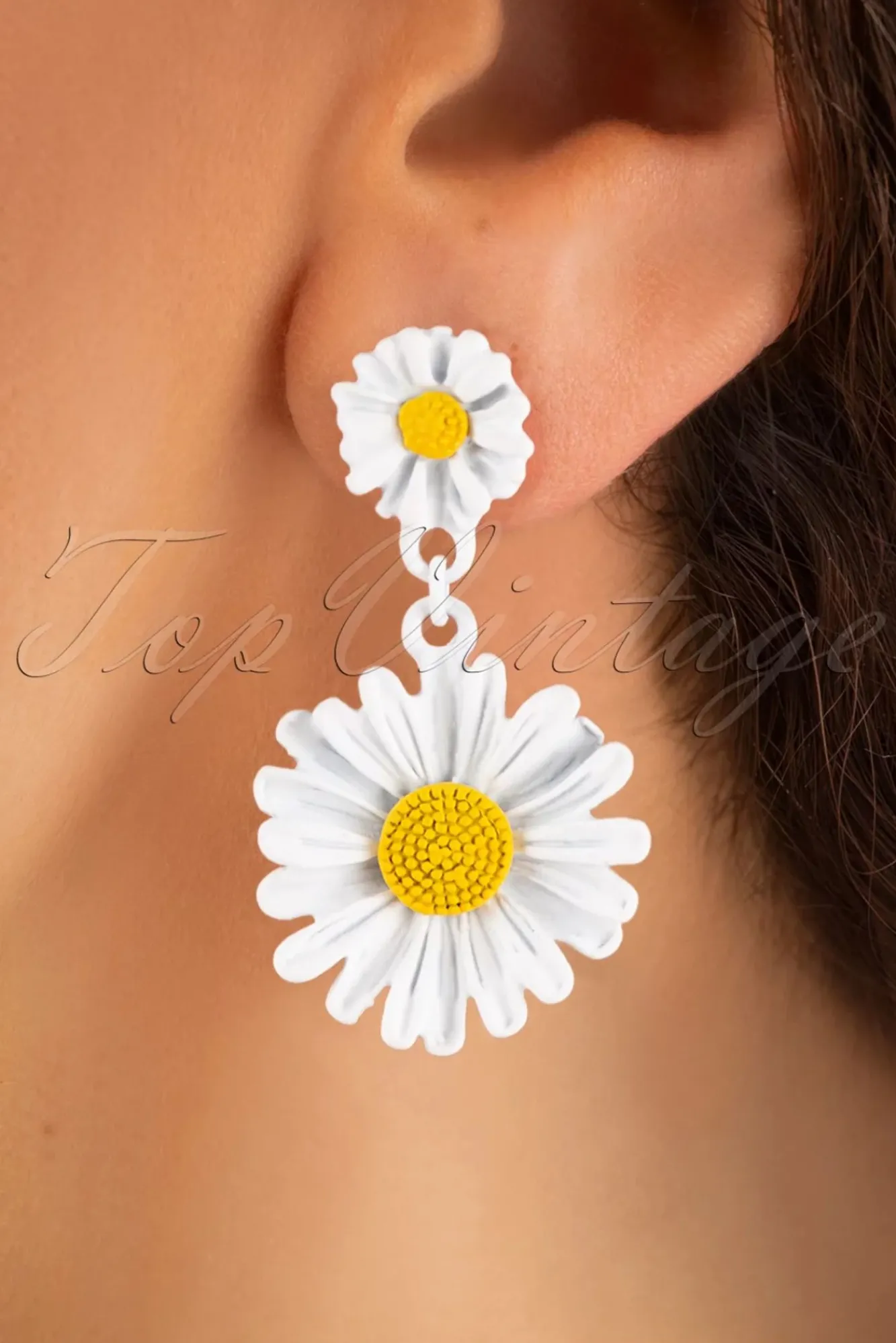 friendly_wildflower_oorbellen_in_wit_0.webp New Topvintage Boutique Collection Friendly Wildflower Oorbellen In Wit