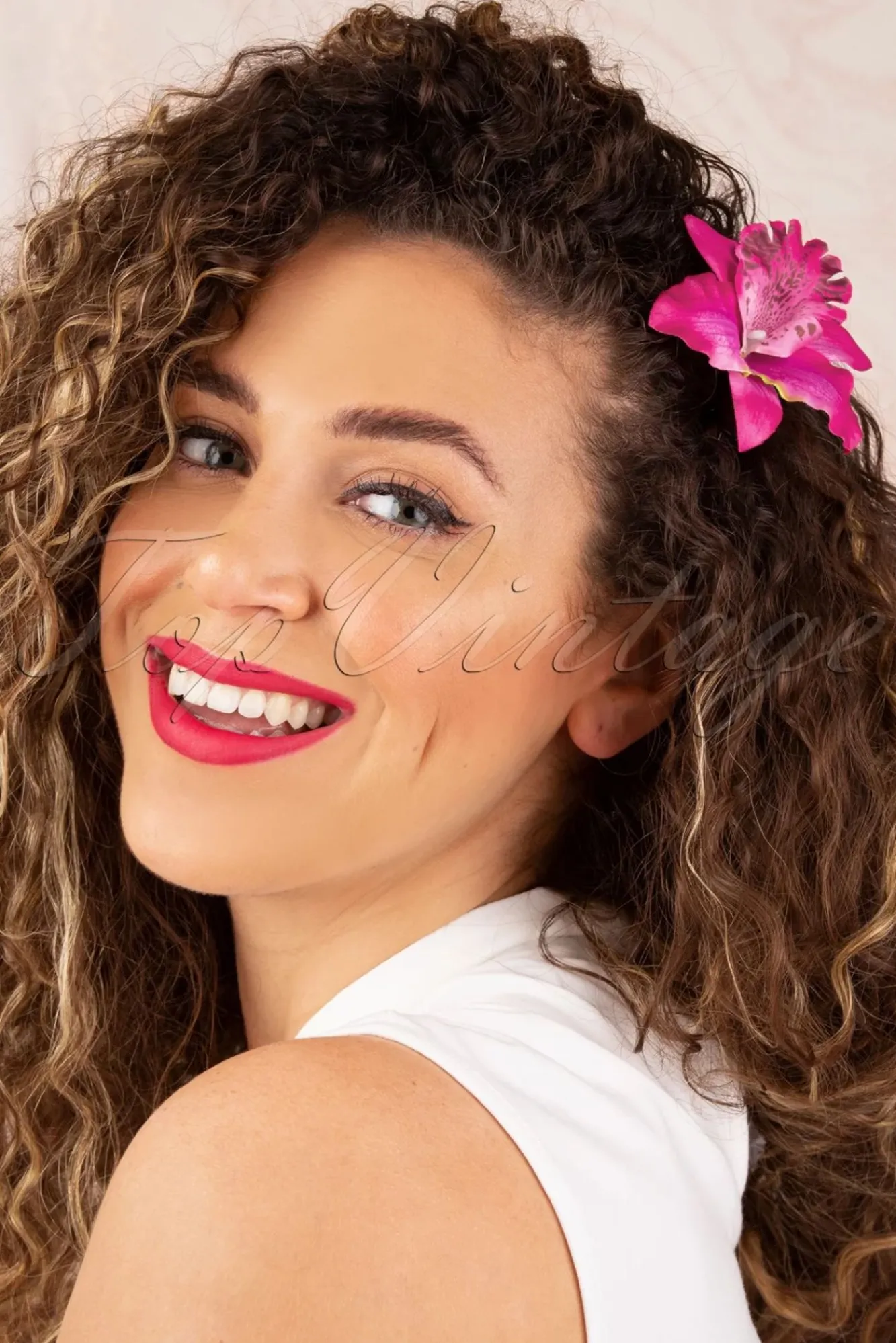 tropical_vibes_haarbloemclip_in_roze_1.webp Discount Topvintage Boutique Collection Tropical Vibes Haarbloemclip In Roze